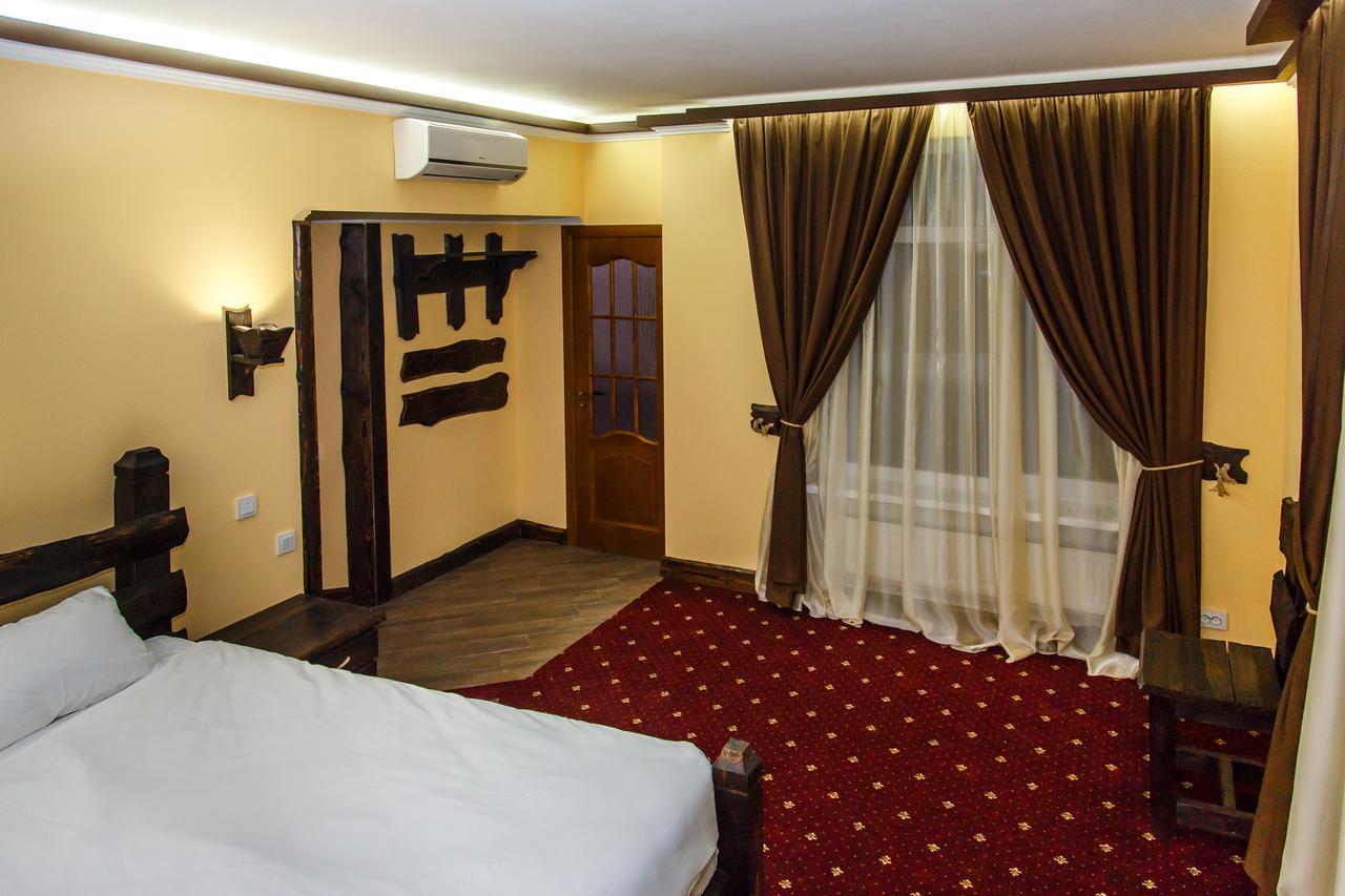 Dniprovskiy Dvir Stari Kodaky 部屋 写真